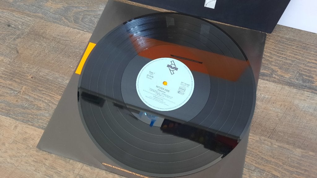 Foto 5 van Nitzer Ebb - Showtime LP / Vinyl Plaat, Electronic, EBM