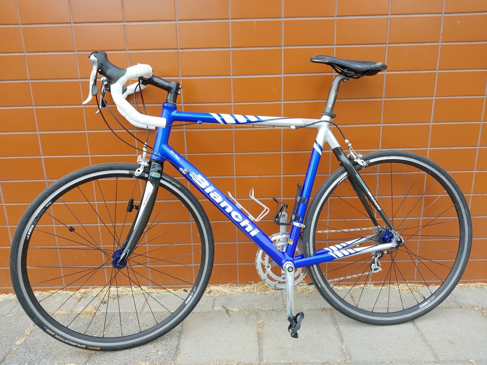 Bianchi Via Nirone alu carbon racefiets - Blauw/Zilver - Shi, 28 inch, Gebruikt, Aluminium, 15 tot 20 versnellingen