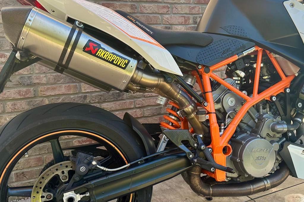 Full Akrapovic voor KTM Superduke 990 2008, Ophalen