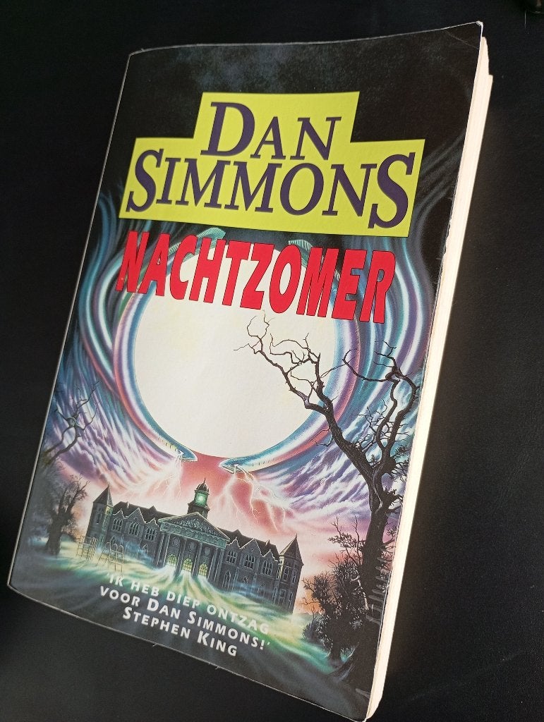Dan Simmons - Nachtzomer - nederlands, Ophalen of Verzenden, Gelezen, Dan Simmons