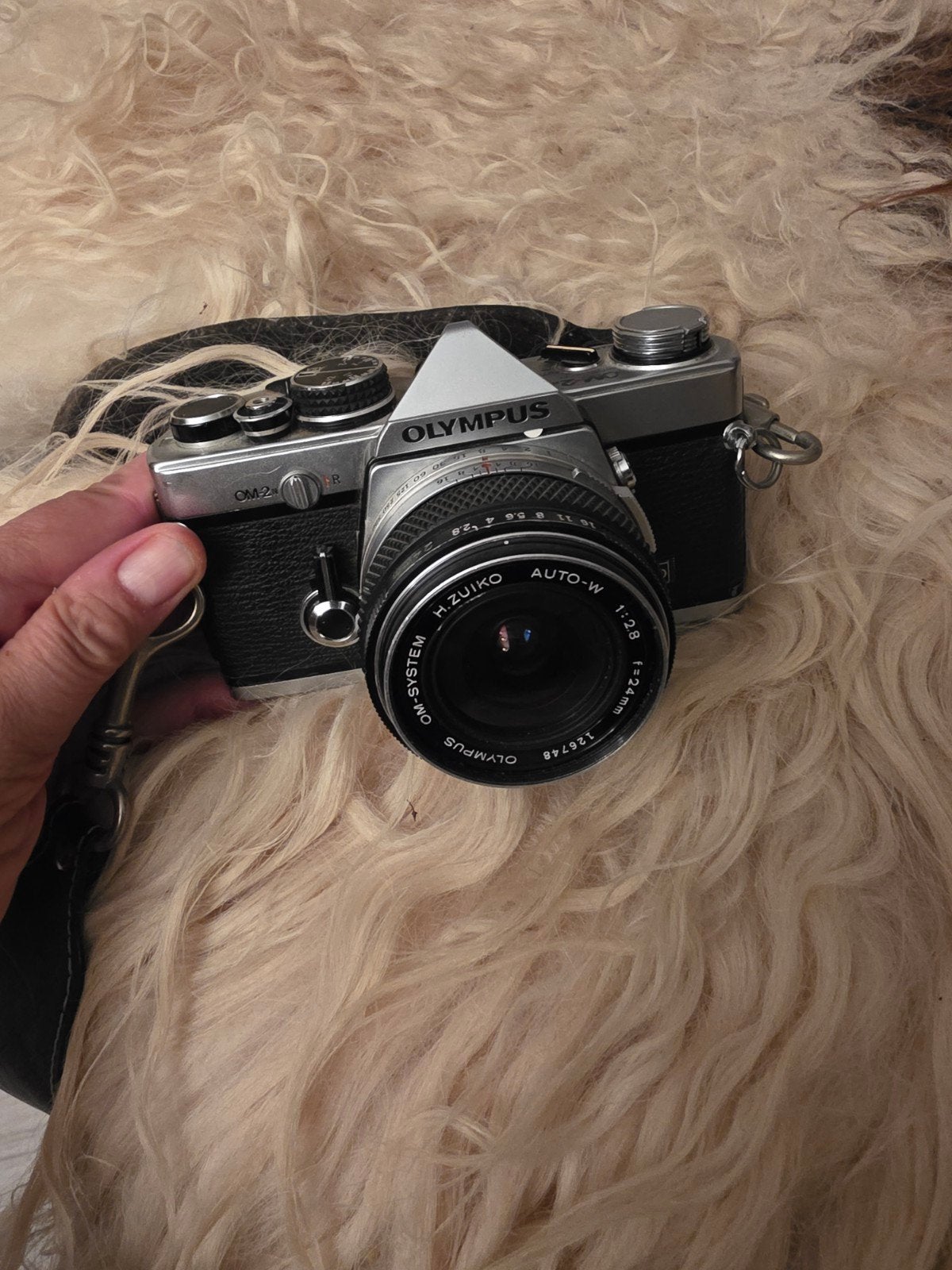 Olympus OM-2N analoge camera + Zuiko 24mm f/2.8, Ophalen, Spiegelreflex, Olympus
