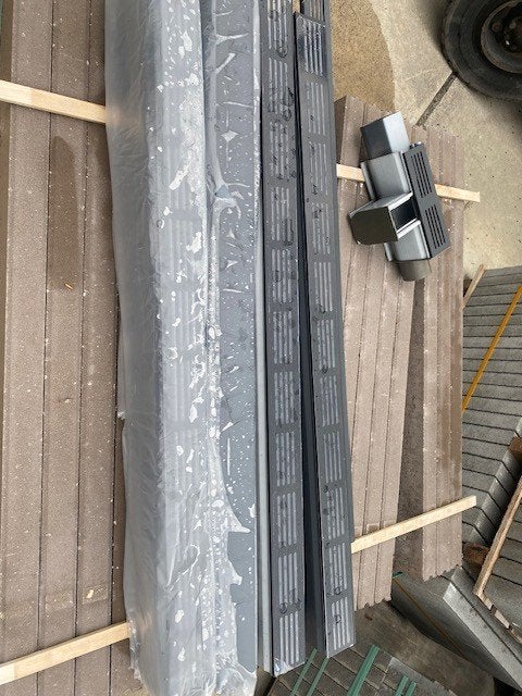Ultra drain Blackline watergoot 10/6/10,5, Doe-het-zelf en Verbouw, Buizen en Afvoer, Ophalen, Afvoer, Pvc, 2 tot 4 meter