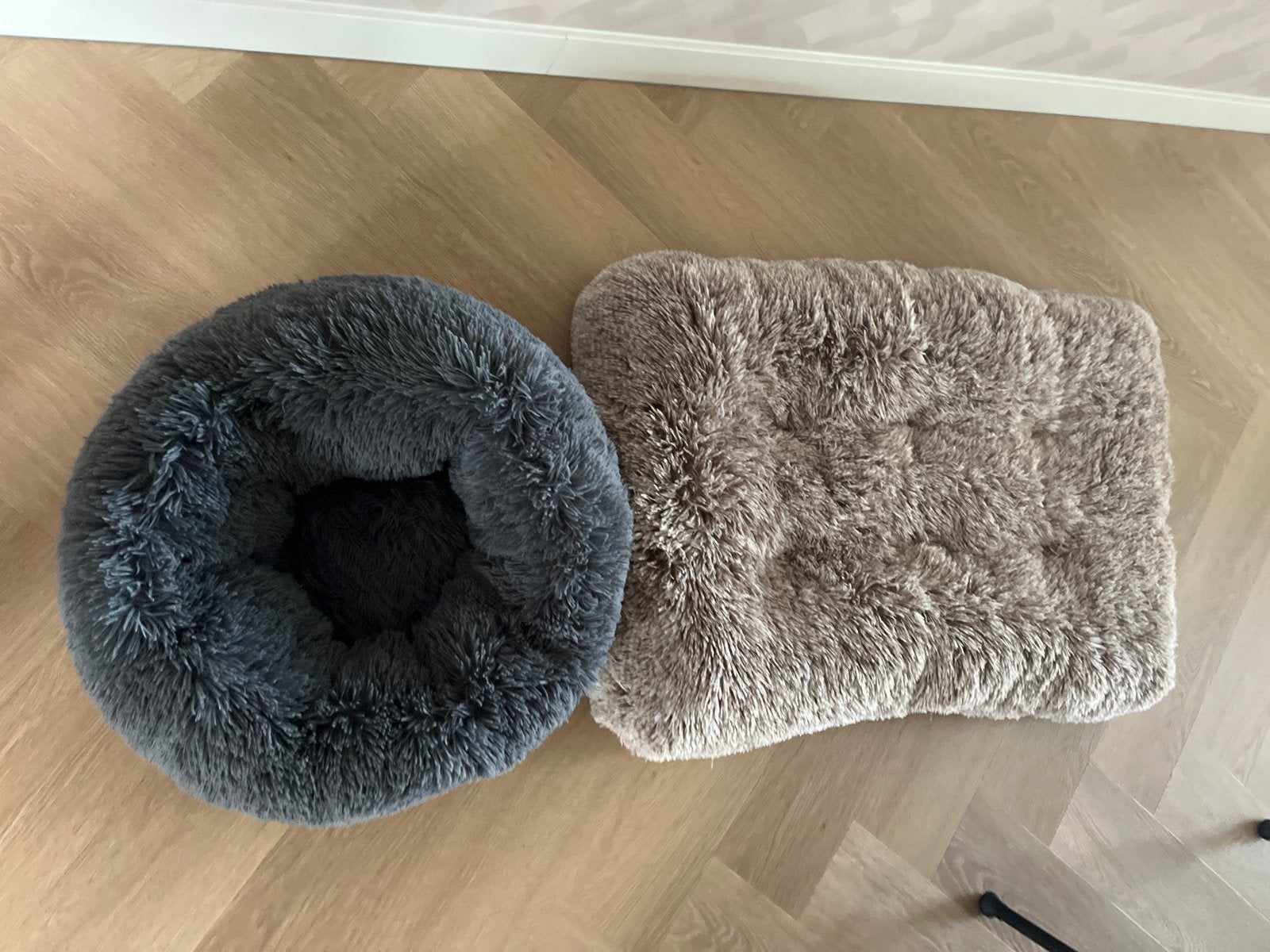 Hondenmand en dik hondenkussen, Ophalen, Zo goed als nieuw