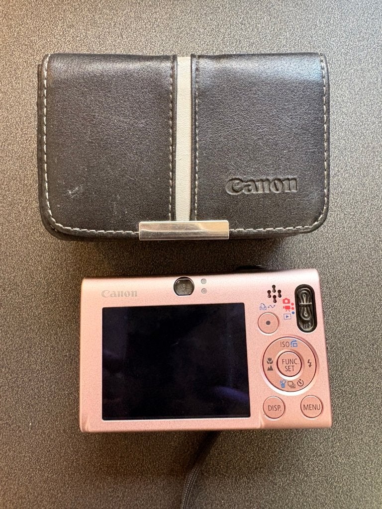 Roze Canon Digital IXUS 80 IS – compleet met oplader, 8 megapixels, Gebruikt, Canon, Accu