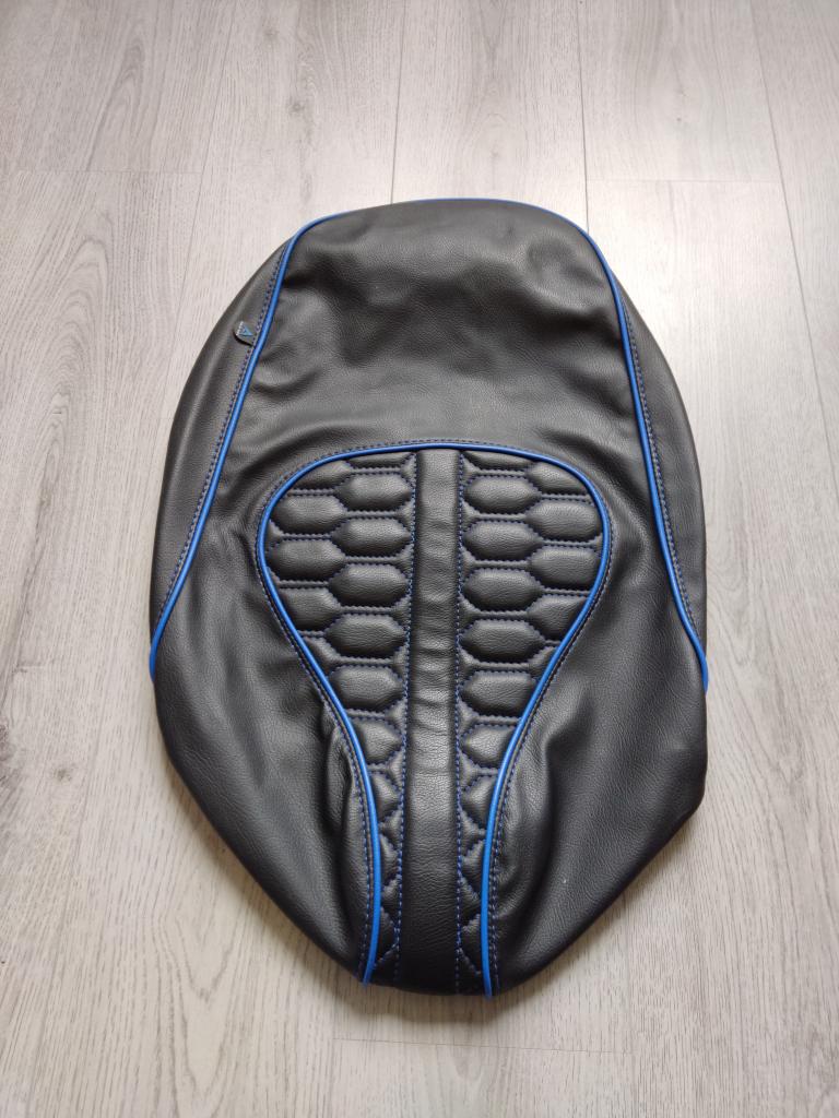 Zadelhoes buddydek Vespa Sprint Primavera blauw custom NIEUW, Fietsen en Brommers, Brommeronderdelen | Scooters, Info@jynkx.com