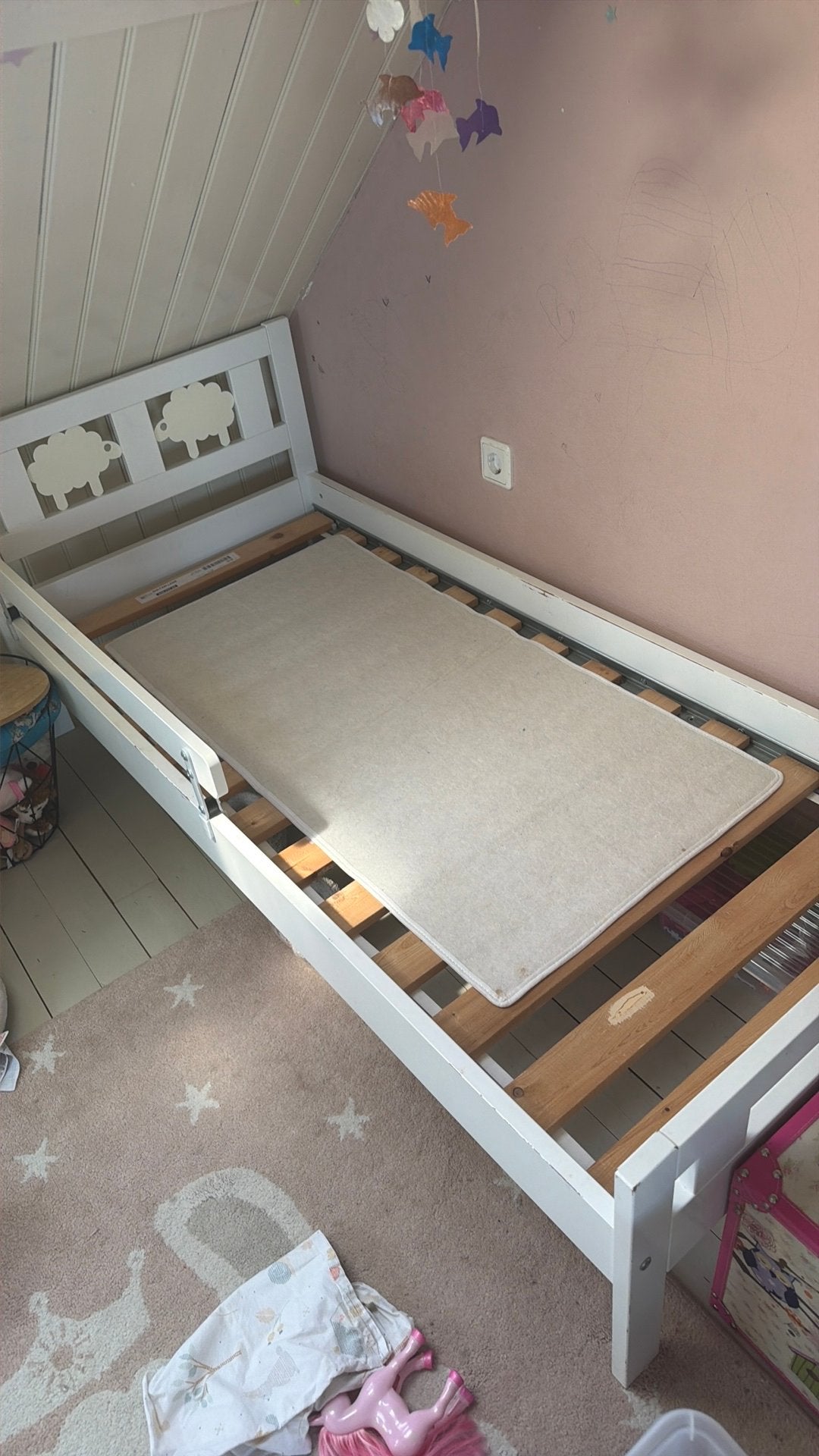 Kinderbed 70x160 cm met matras met dekbed en overtrekken, 70 tot 85 cm, Zo goed als nieuw, Matras, 140 tot 160 cm