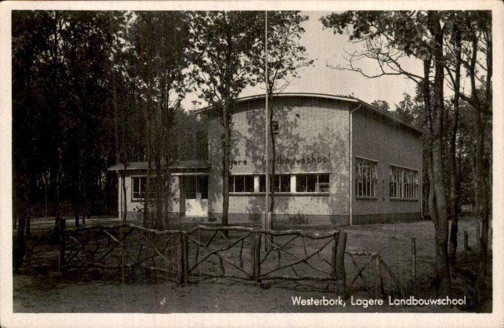 Westerbork - Lagere Landbouwschool - Voorgevel, Verzamelen, Ophalen of Verzenden, 1920 tot 1940, Gelopen, Drenthe