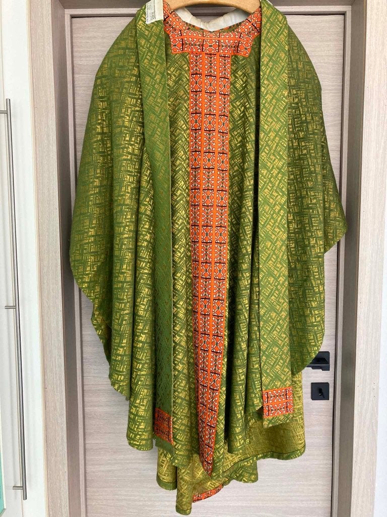 Groene kazuifel met onderstola, Ophalen of Verzenden