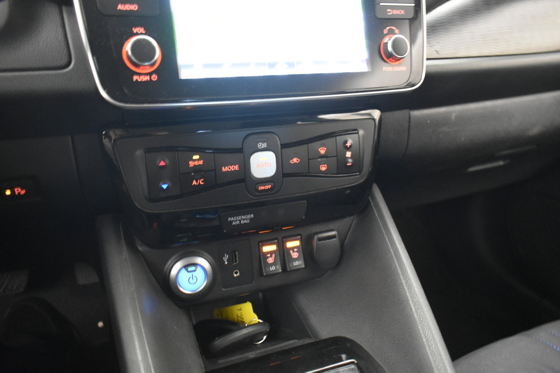 Foto 6 van Nissan Leaf Acenta 40 kWh 360° Camera (bj 2018, automaat)