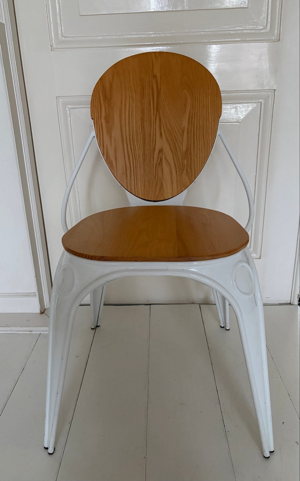 4 Zuiver Louix Stoelen - Wit met Houten Zitting (4 stuks), Huis en Inrichting, Ophalen, Wit, Zo goed als nieuw, Vier
