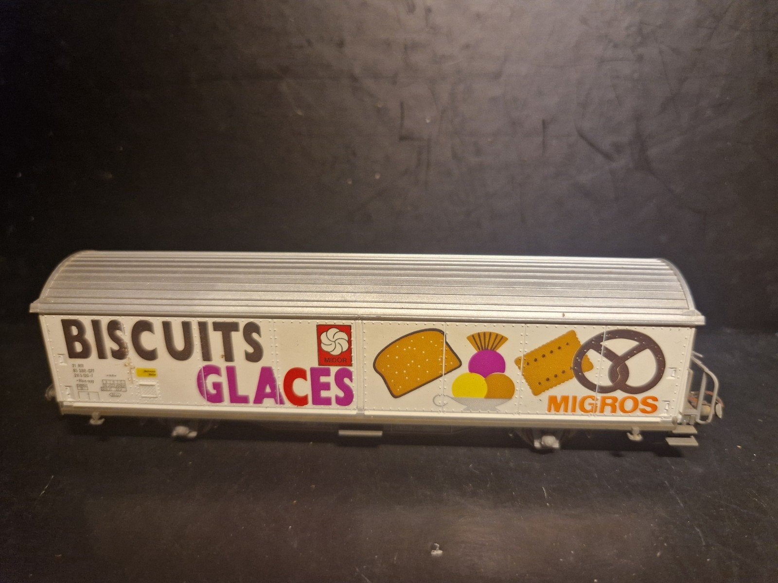 Roco H0 Migros koelwagon "Biscuits Glaces", Hobby en Vrije tijd, Wisselstroom, Wagon, Ophalen of Verzenden, Zo goed als nieuw