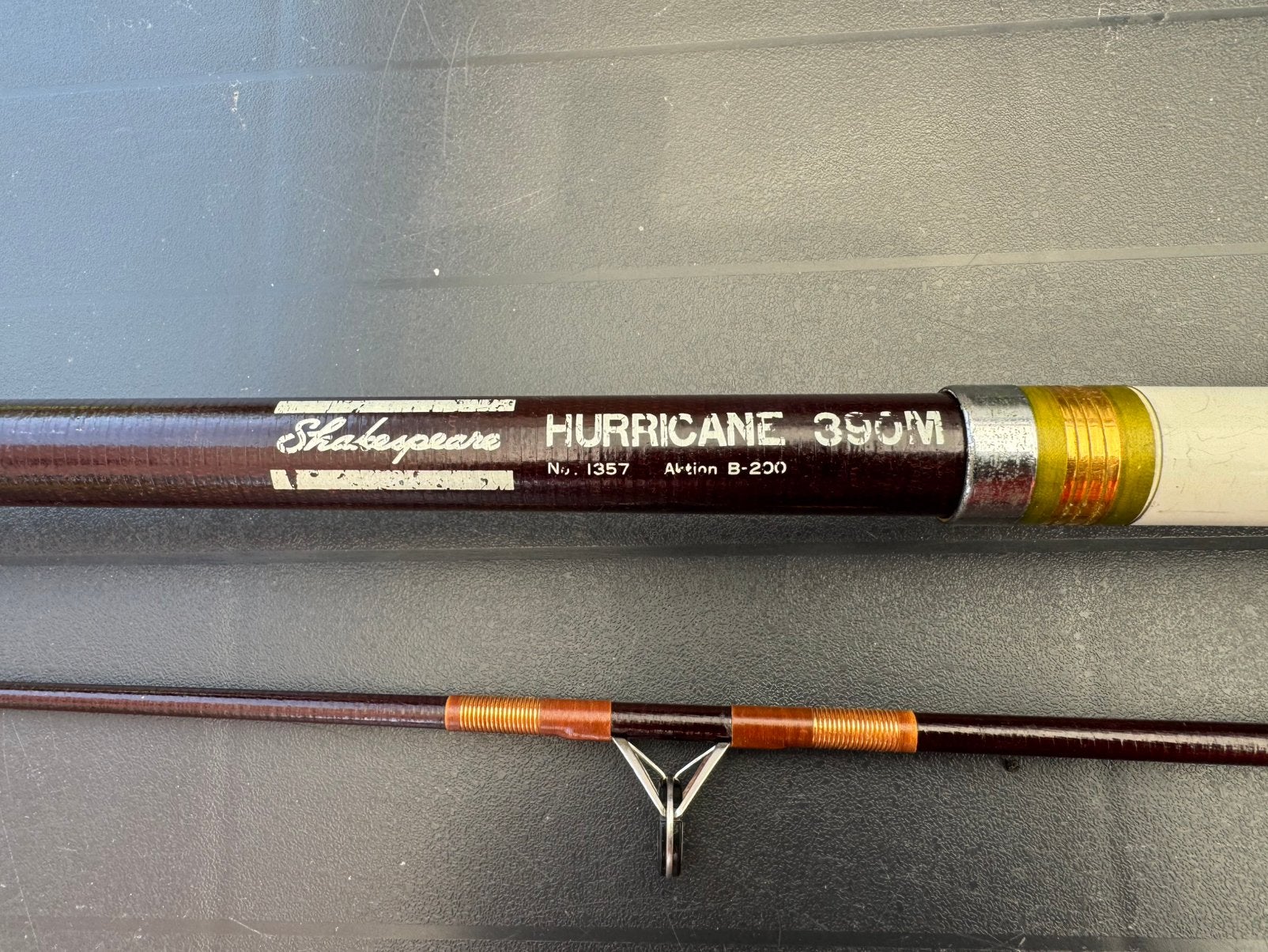 Prachtige Shakespeare Hurricane 🔴 390cm.  Zee werphengel, Watersport en Boten, Ophalen, Zo goed als nieuw, Werphengel