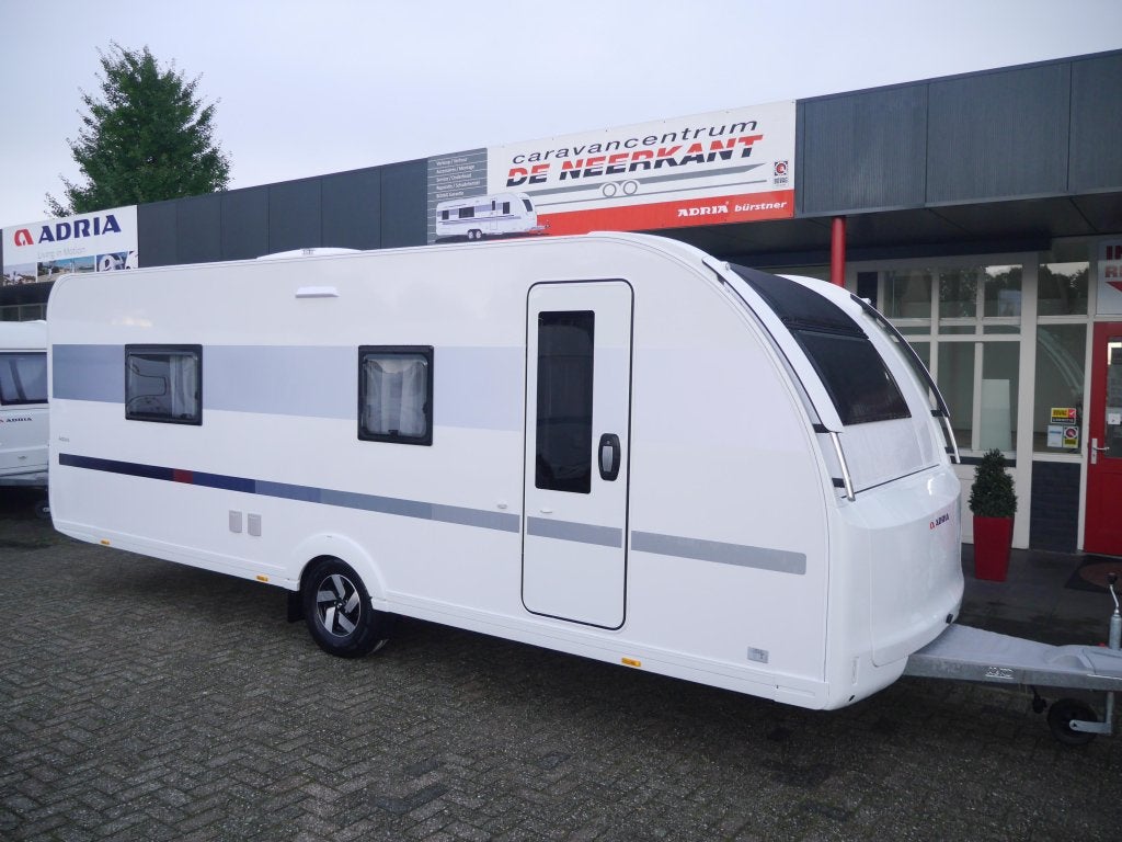 Adria Adora 613 HT, Caravans en Kamperen, Schokbreker, Tot en met 2, Bedrijf, Adria
