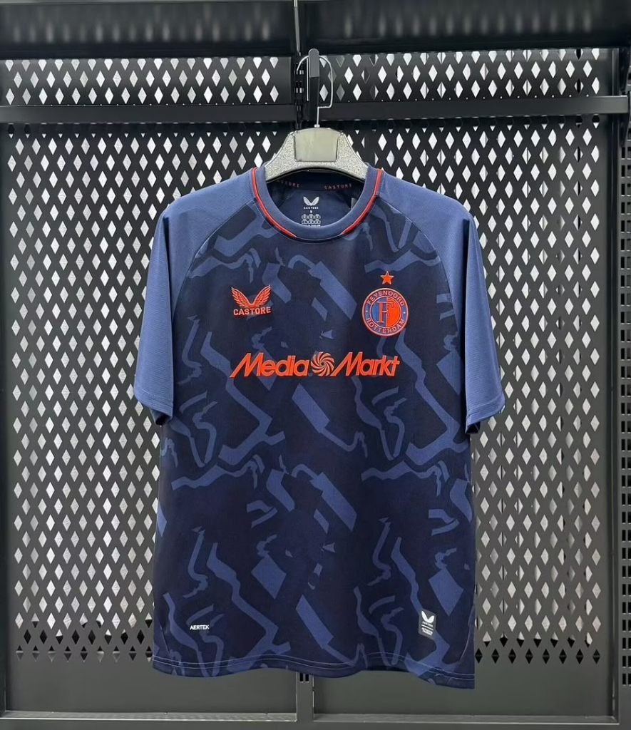 Feyenoord uit en thuis shirt Zechiel en Valente, Verzamelen, Ophalen of Verzenden, Zo goed als nieuw, Feyenoord, Shirt