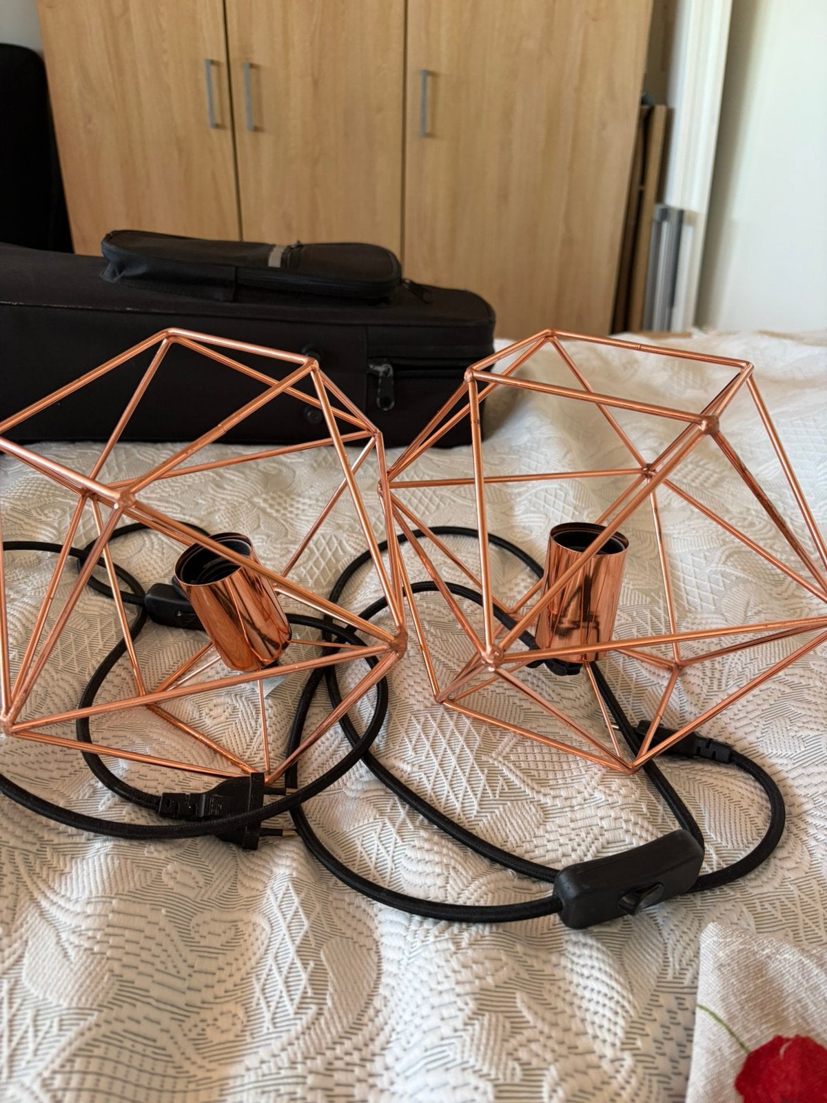2 Pink gold metal bedside table lamps, Huis en Inrichting, Ophalen, Gebruikt