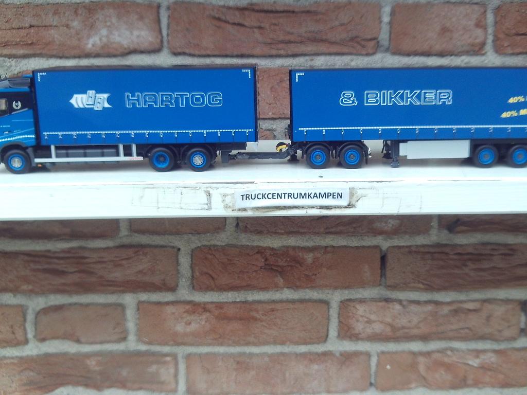 WSI  Volvo  FH5  Globetrotter  van  Hartog &  Bikker.