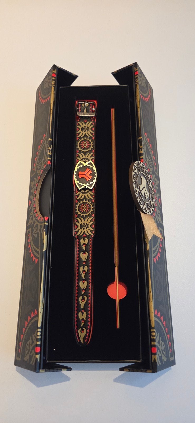 Defqon 1 2026 Sacred Oath Legendary Bracelet Box | Weekend, Tickets en Kaartjes, Eén persoon, Meerdaags