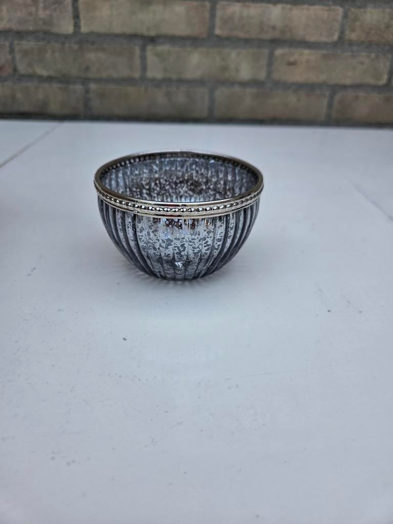 Zilverkleurige Waxinehouder - 6 cm, Huis en Inrichting, Nieuw, Ophalen of Verzenden, Metaal, Grijs