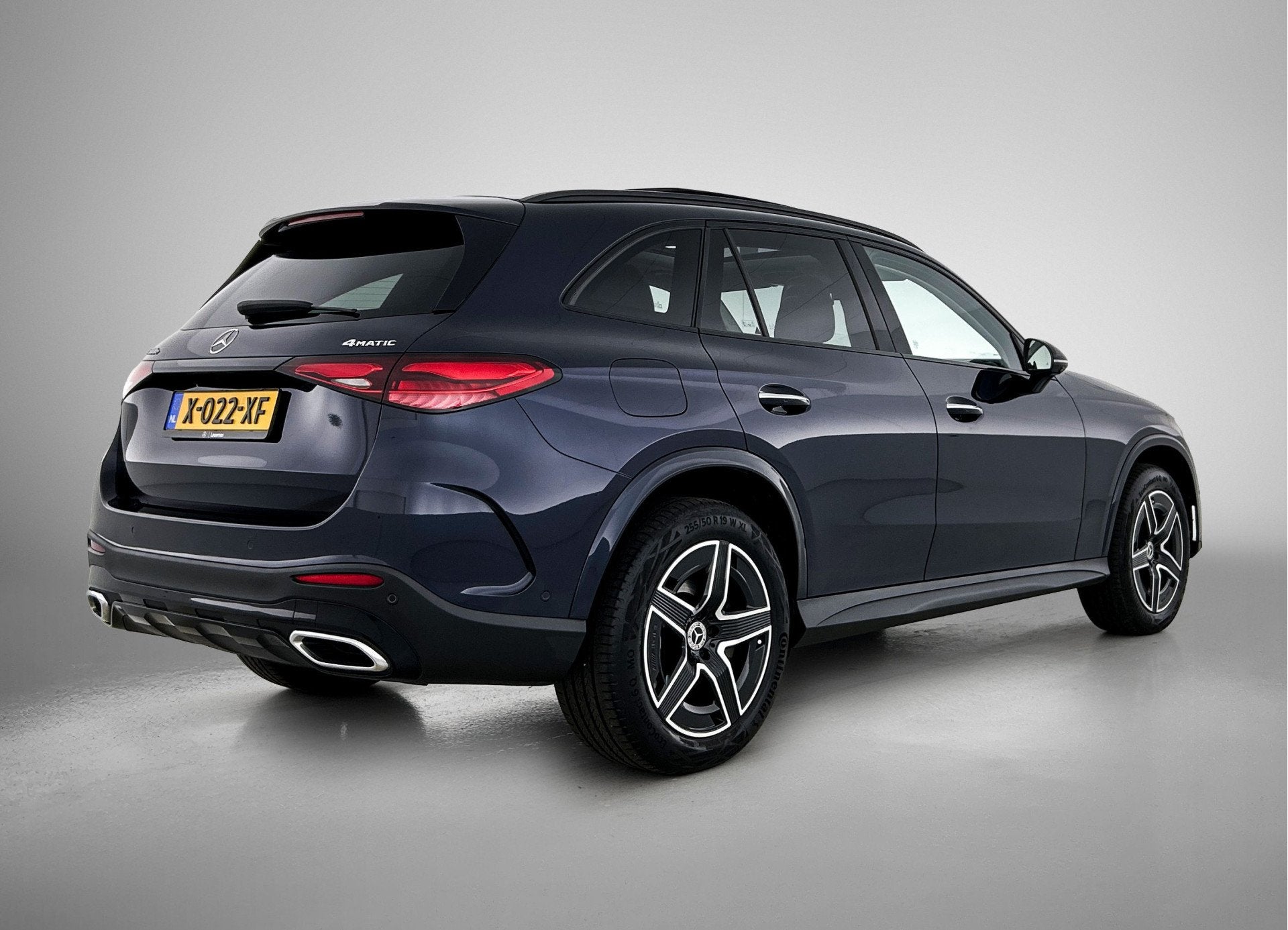Mercedes-Benz GLC 300 e 4MATIC AMG Plug-In Hybride Night pak, Auto's, Automaat, Gebruikt, Blauw, Vierwielaandrijving