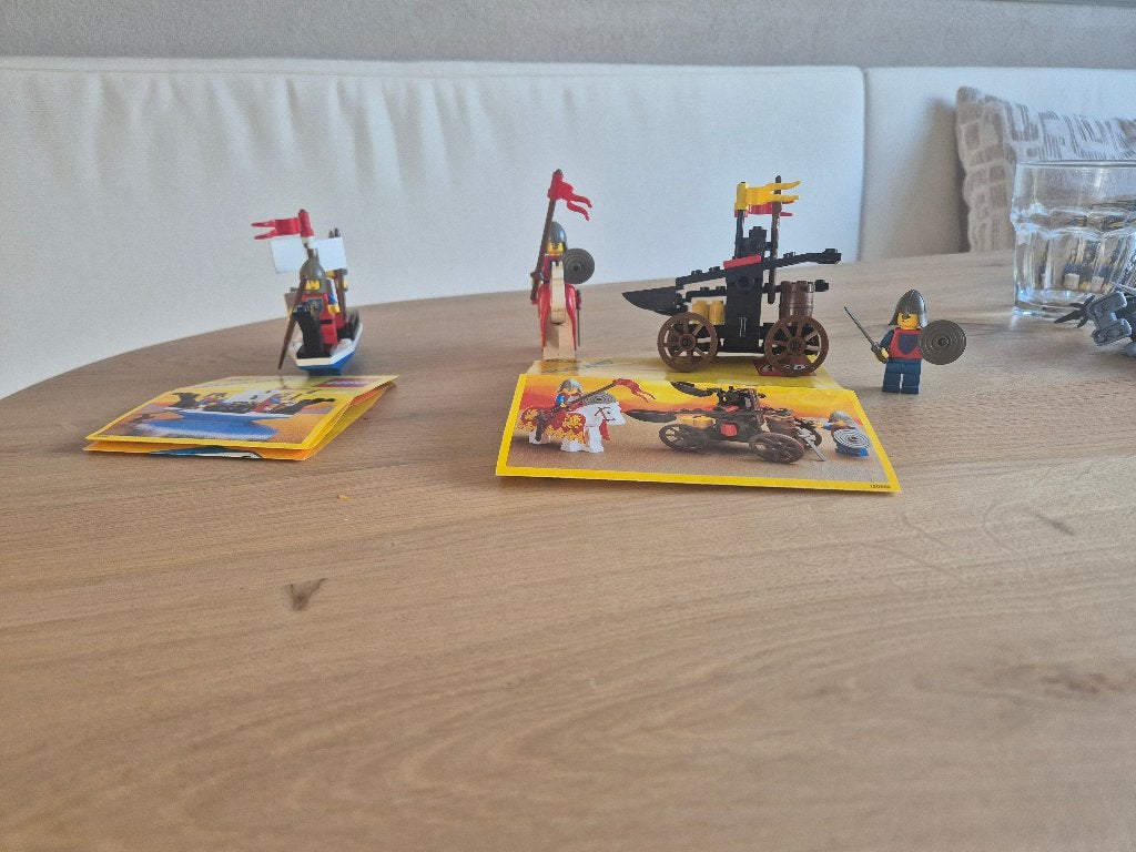 Lego 6039 en 6017 katapult en boot ridders, Ophalen of Verzenden, Gebruikt