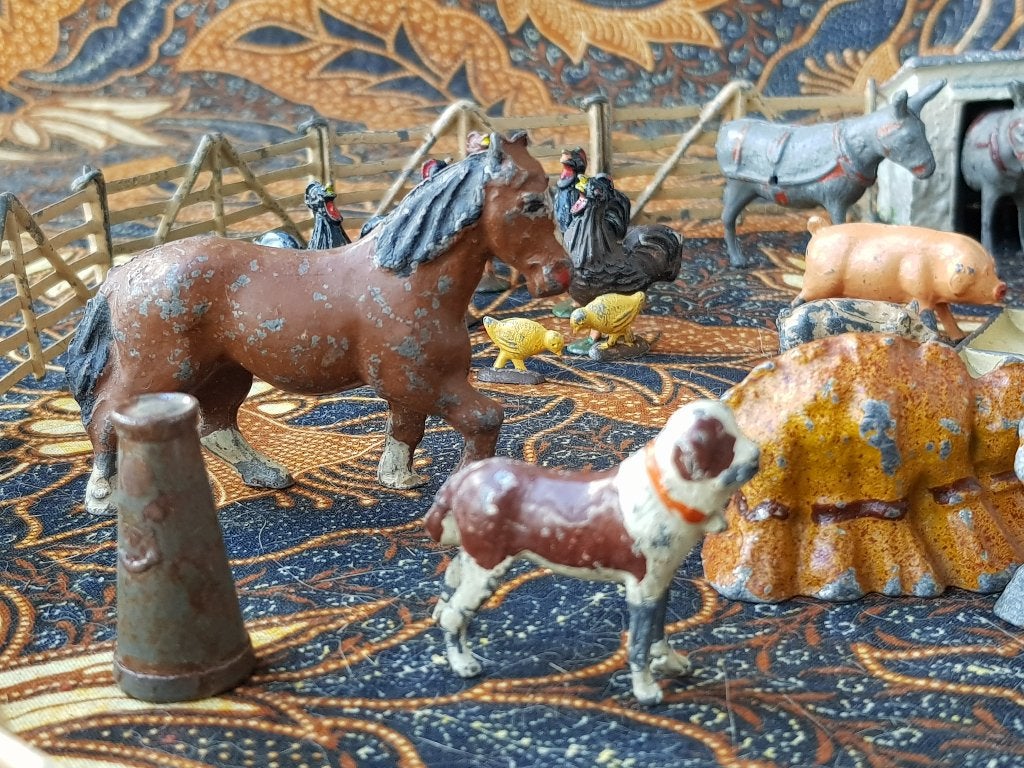 Mooi oud 57 delig boerderij speelgoed uit Engeland van tin., Ophalen of Verzenden
