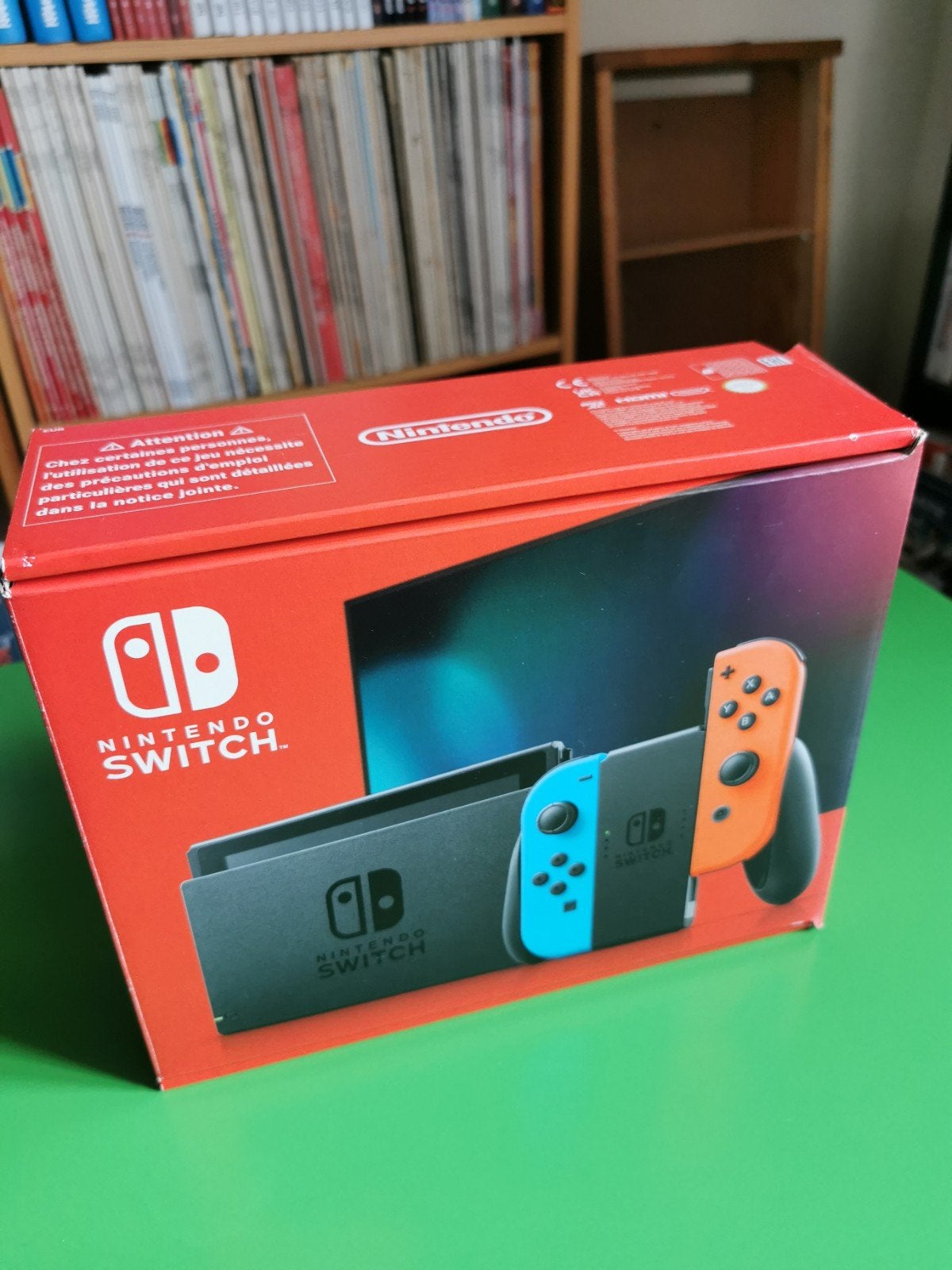 Nintendo Switch, Ophalen of Verzenden, Zo goed als nieuw, Met 2 controllers, Switch Original