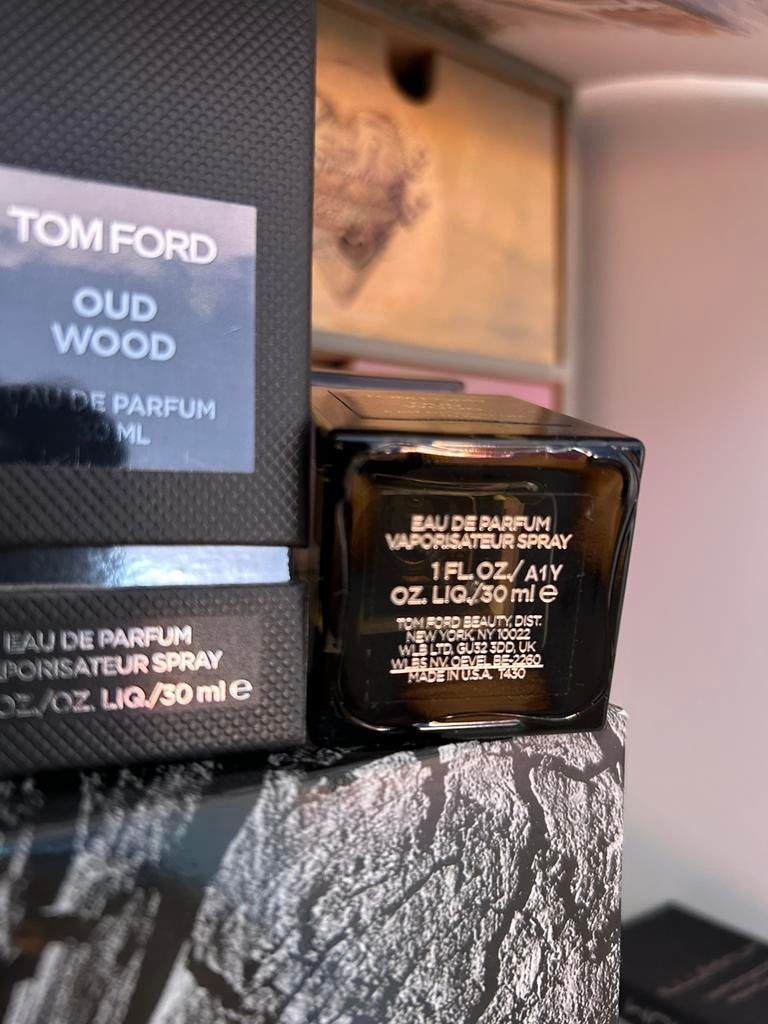 Oud Wood, Tom Ford, niche, Sieraden, Tassen en Uiterlijk, Uiterlijk | Parfum, Zo goed als nieuw, Ophalen of Verzenden