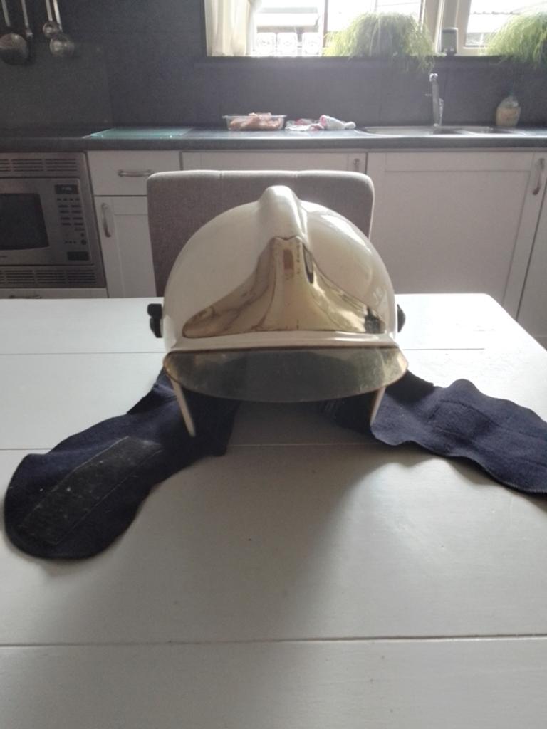 Brandweer helm, Ophalen of Verzenden, Nederland, Helm of Baret