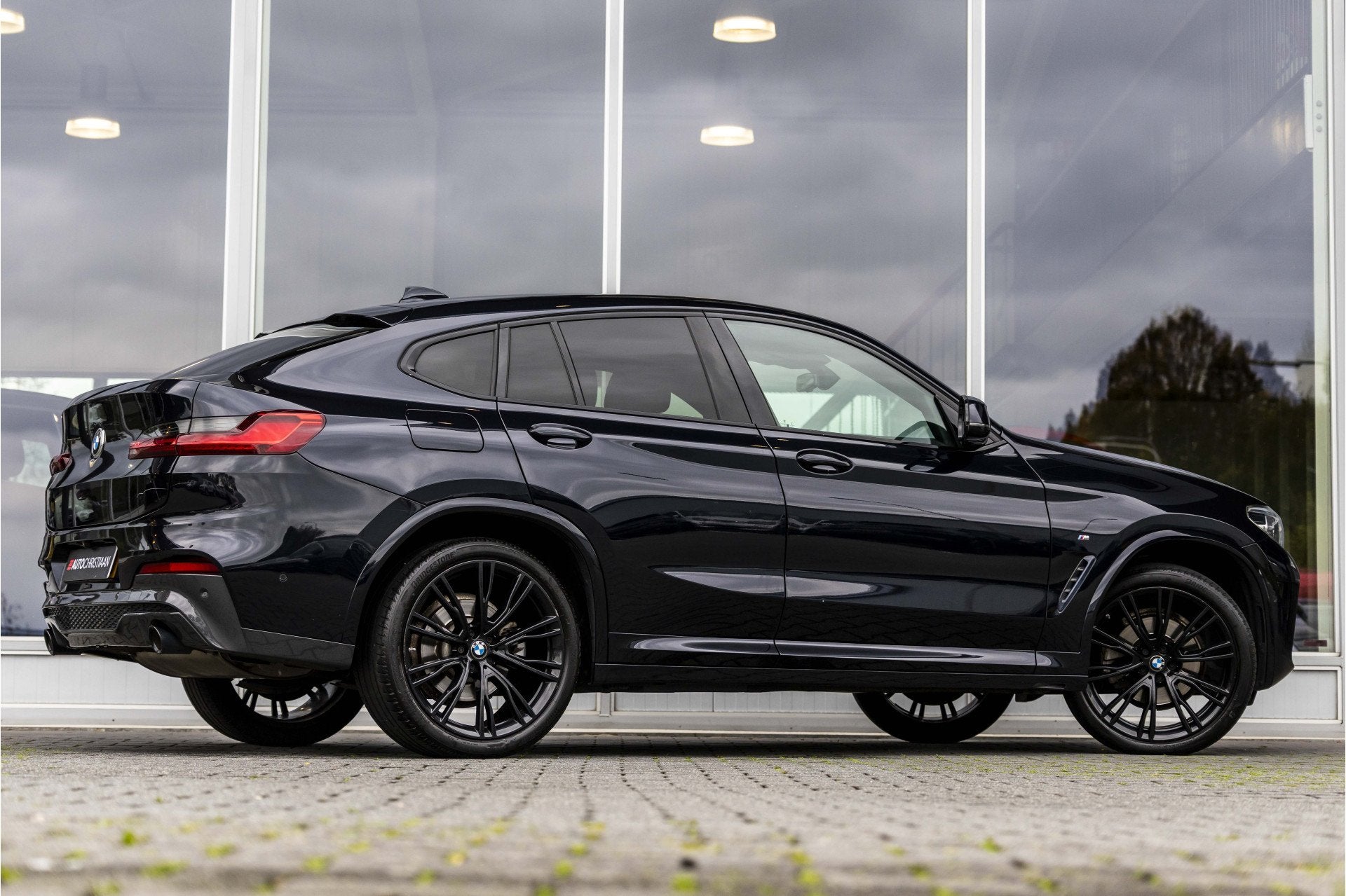 BMW X4 xDrive20i M Sport High Executive | NL Auto | Leder, 15 km/l, Gebruikt, Euro 6, 4 cilinders