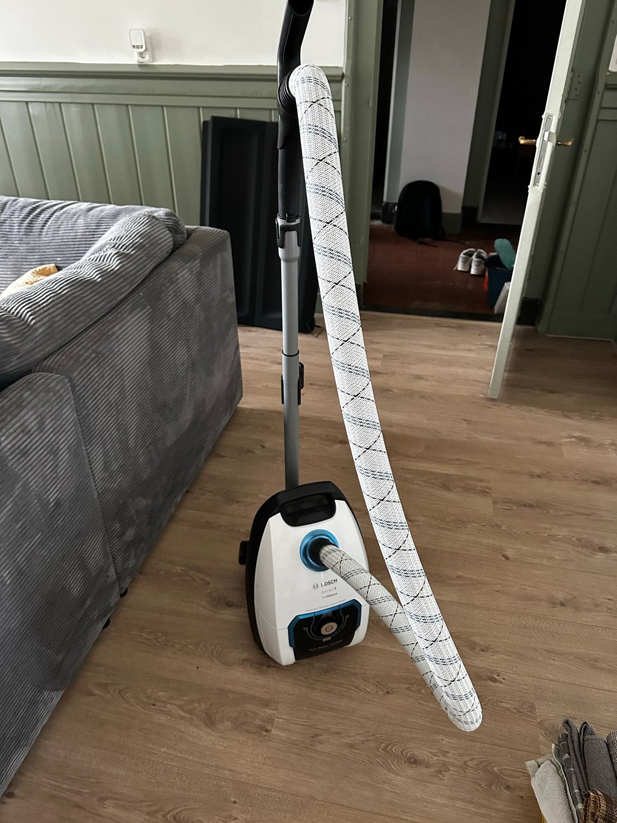 Bosch Serie 8 ProSilence stofzuiger - Zo goed als nieuw, Witgoed en Apparatuur, Ophalen, Bosch, Zo goed als nieuw, Sledestofzuiger