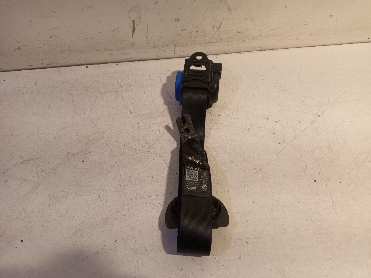 Veiligheidsgordel links achter Seat Mii, Onderdelen@venauto.nl, Van der Ven Autorecycling B.V., Gebruikt, Ettenseweg 76, 4706 PB Roosendaal, The Netherlands