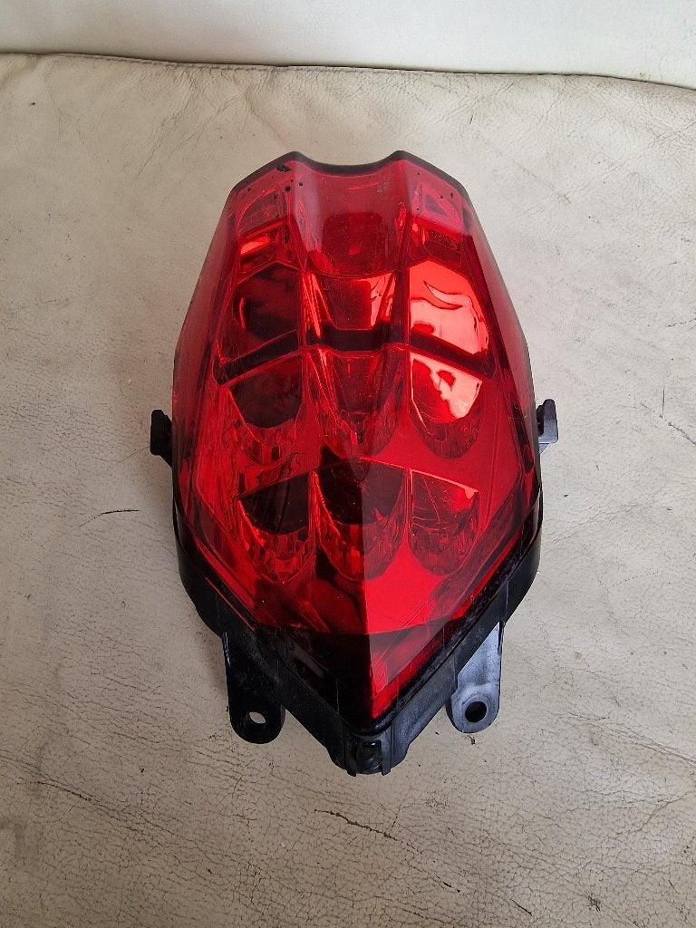 triumph daytona achterlicht origineel 675 675r 2016, Ophalen of Verzenden, Gebruikt