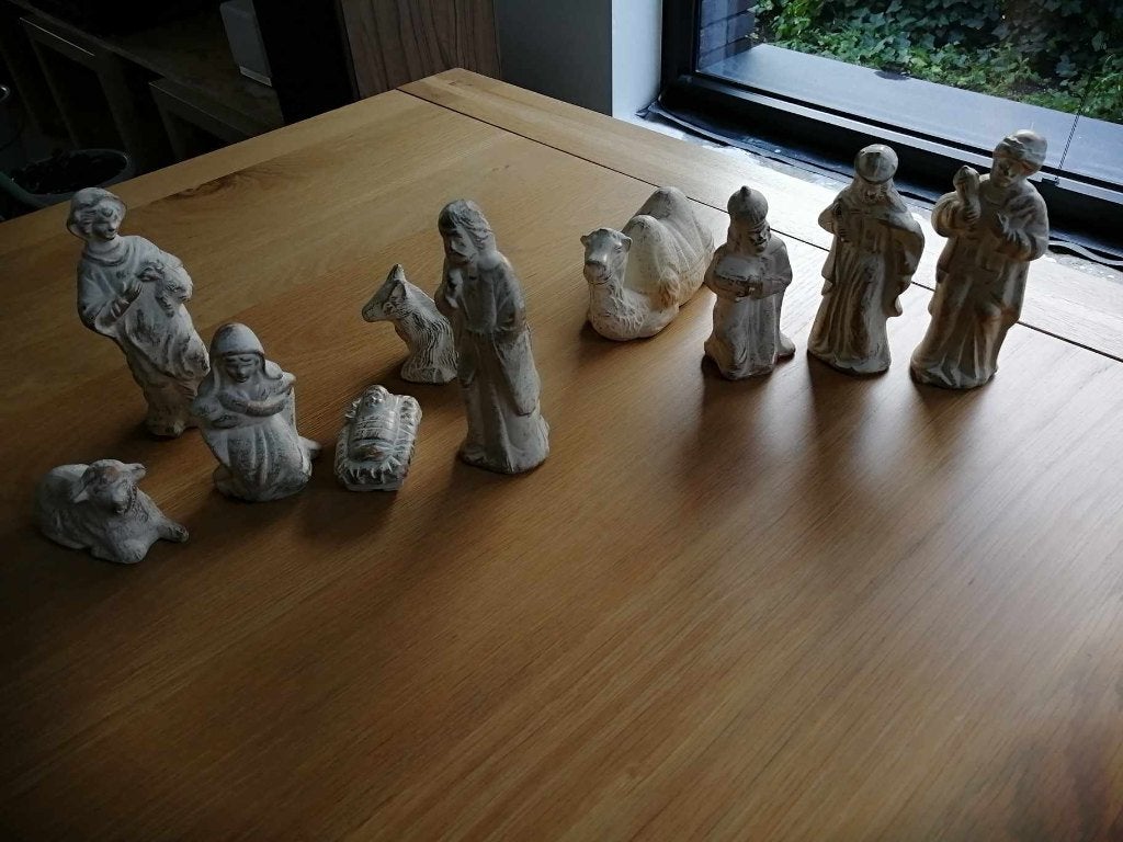 10 dlg keramiek kerststal, Diversen, Ophalen of Verzenden, Zo goed als nieuw