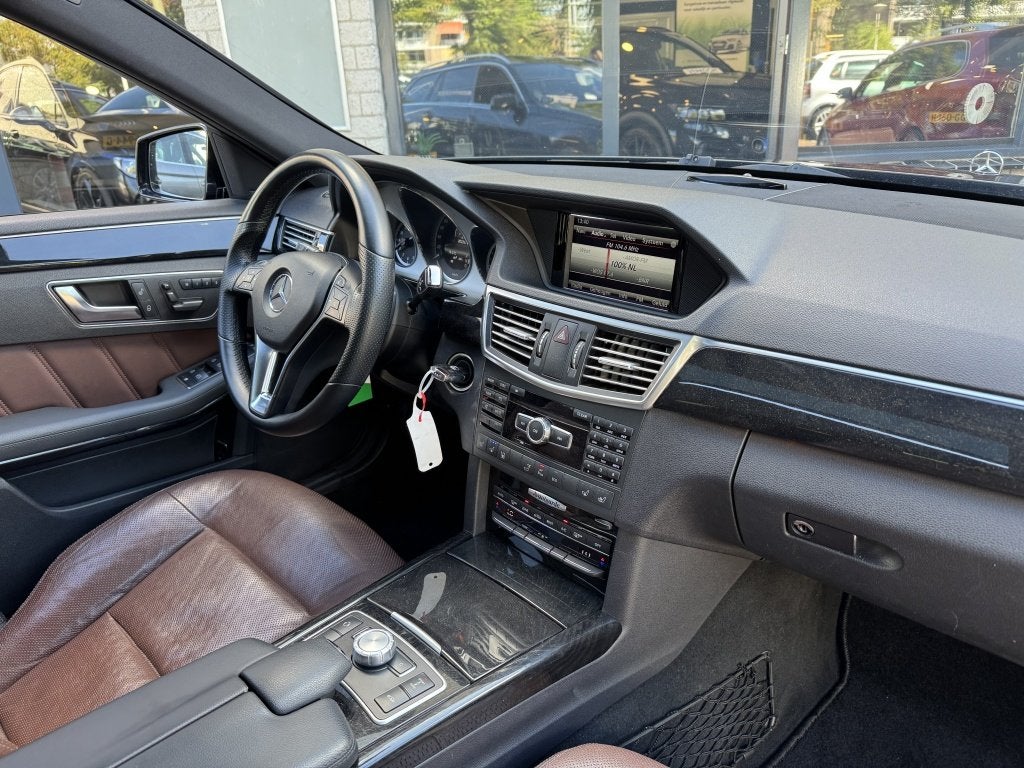 Mercedes-Benz E-Klasse Estate 500 AMG Harman Night vision Lu, Auto's, Euro 5, Gebruikt, 8 cilinders, Zwart