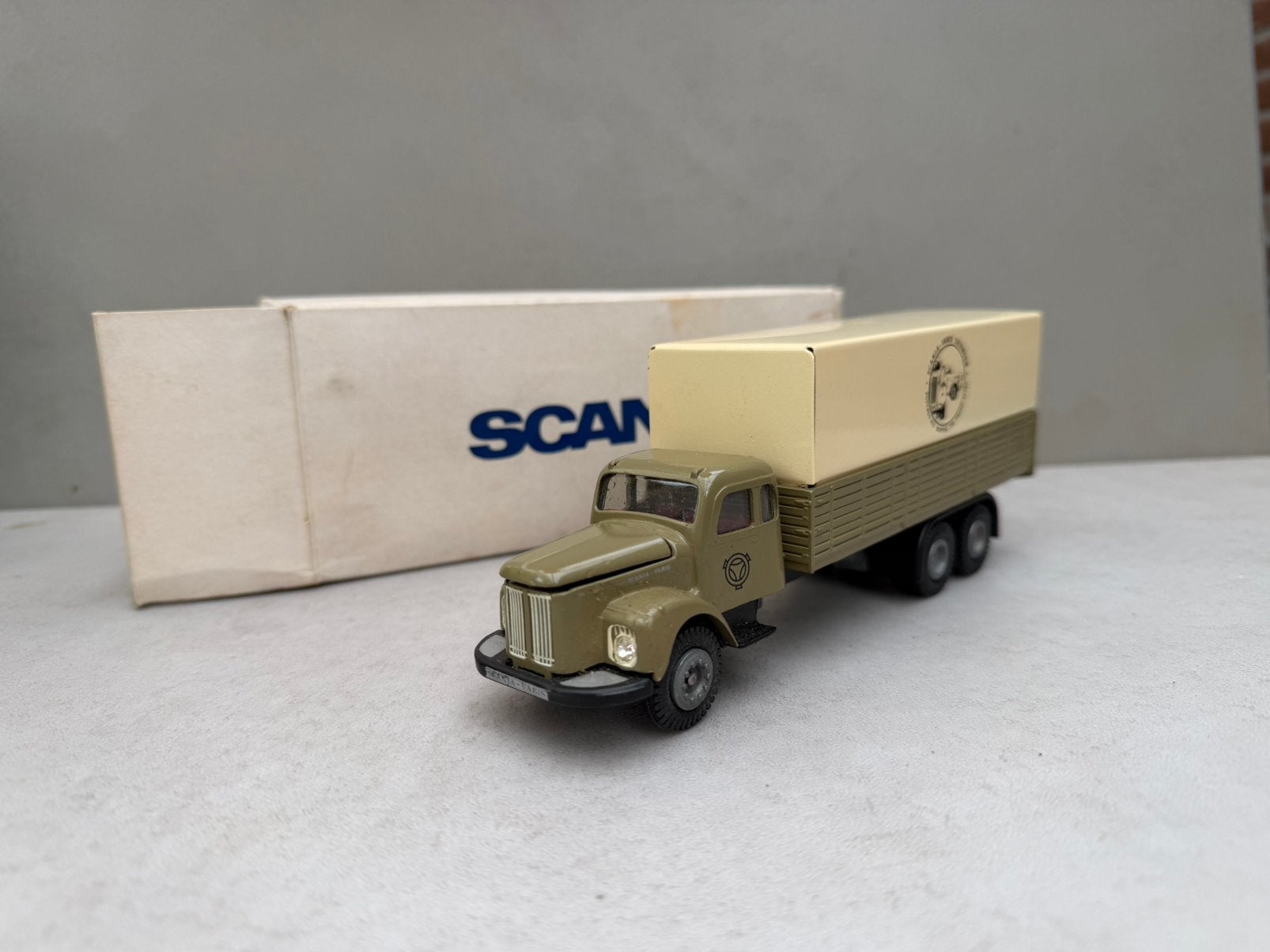 1/50 TEKNO SCANIA VABIS VRIENDEN, Hobby en Vrije tijd, Modelauto's | 1:50, Ophalen of Verzenden, Zo goed als nieuw, Bus of Vrachtwagen
