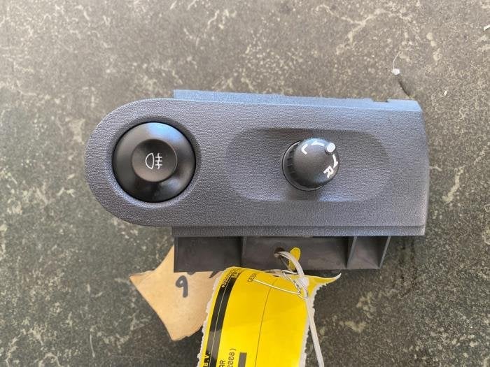 Mistlamp Schakelaar van een Mitsubishi Colt, Gebruikt, -, -, Mitsubishi