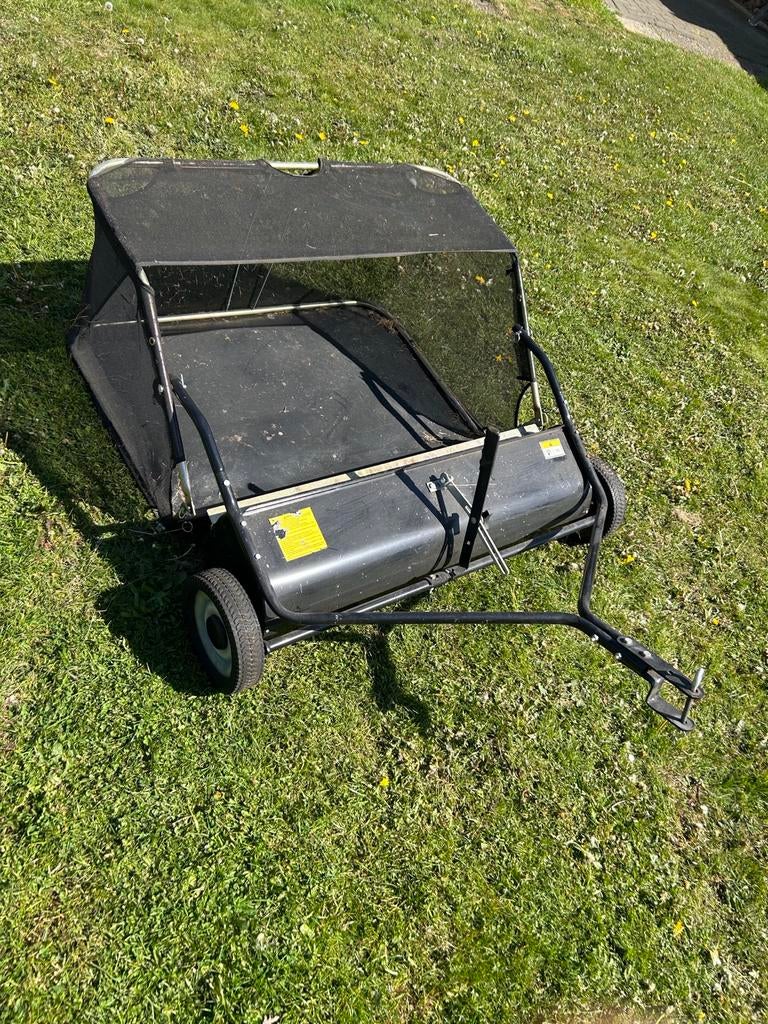 Grasveger / Bladveger voor zitmaaier, Ophalen, Gebruikt, 50 cm of meer, Opvangbak