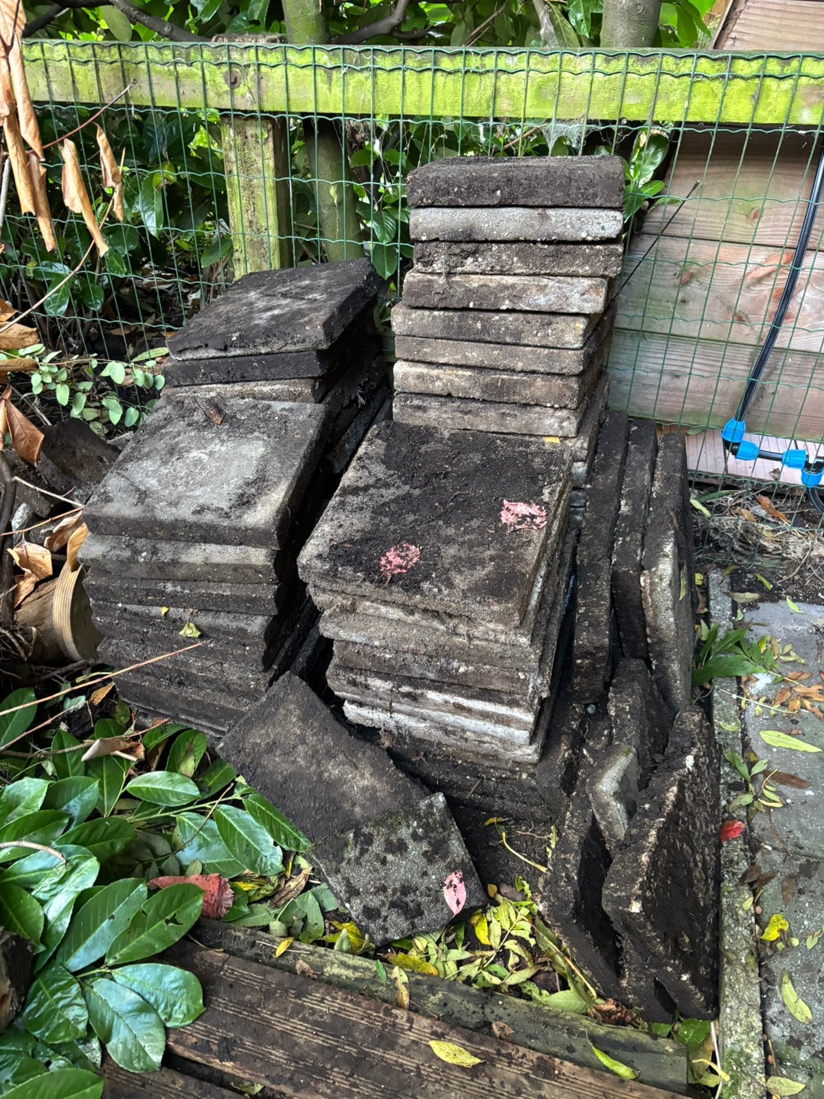 150 tegels afhalen Amsterdam, Tuin en Terras, Ophalen, Zo goed als nieuw, Beton, Terrastegels