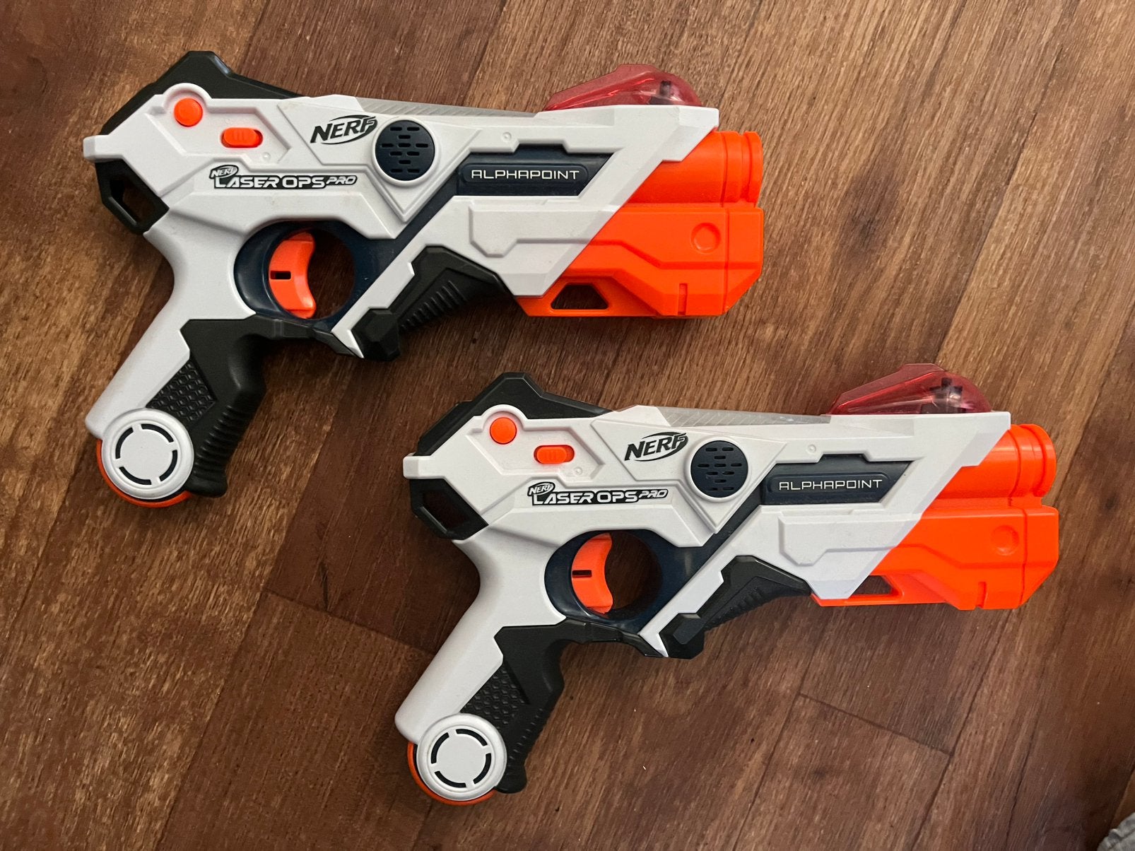 2x NERF Lasergame Pistolen, Ophalen, Zo goed als nieuw
