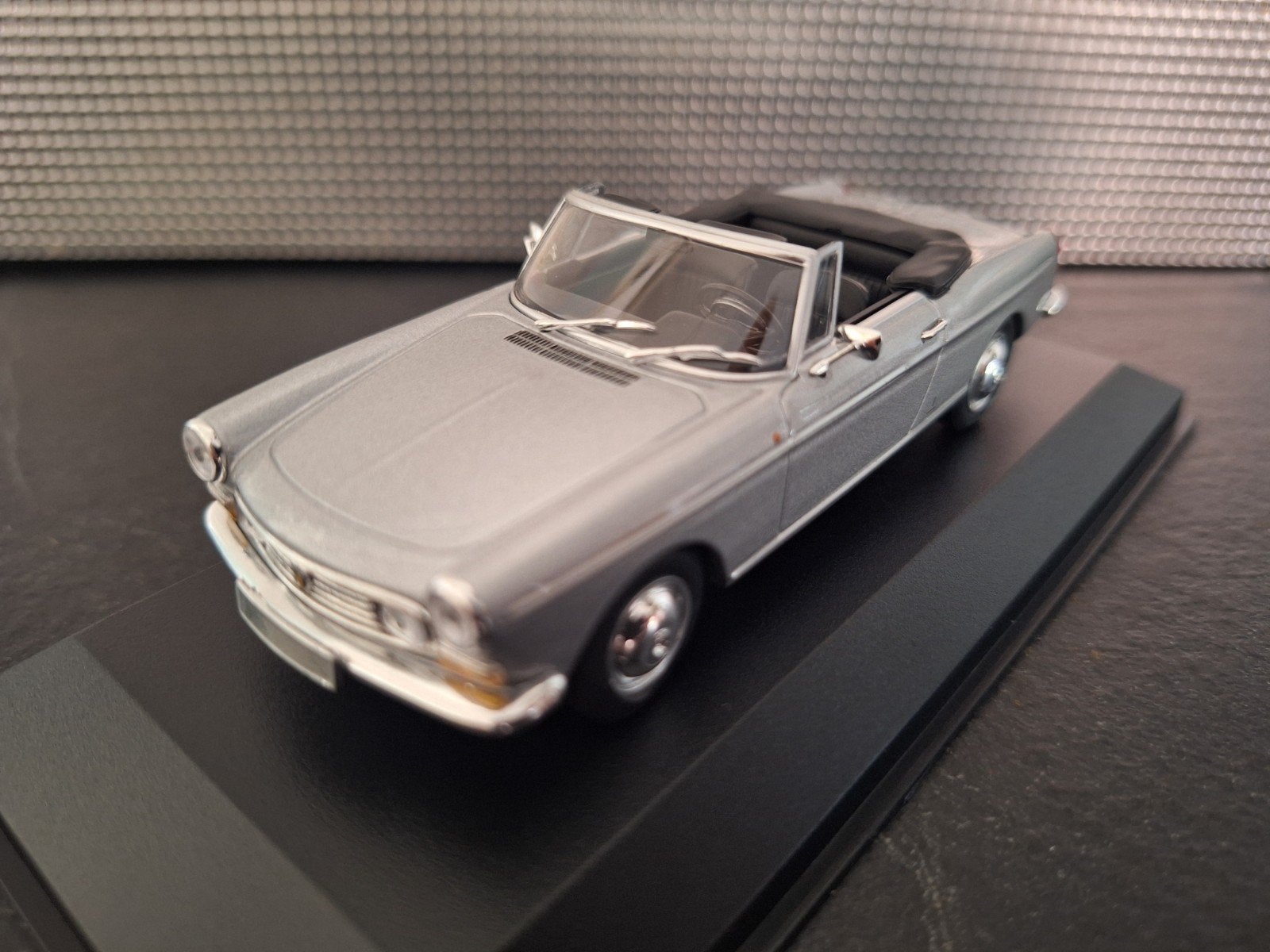 Peugeot 404 Cabriolet 1962 Schaal 1:43, Overige merken, Nieuw, Ophalen of Verzenden, Maxichamps