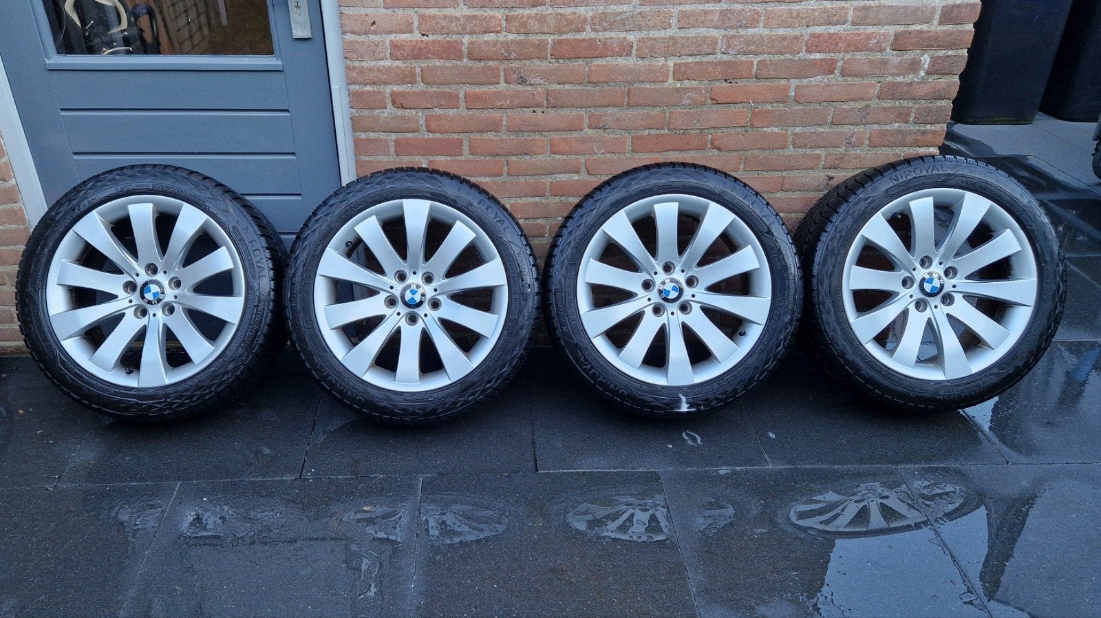 BMW velgen 18 inch 245/45/18 met Uniroyal winterbanden, Ophalen, 18 inch, Banden en Velgen, Winterbanden