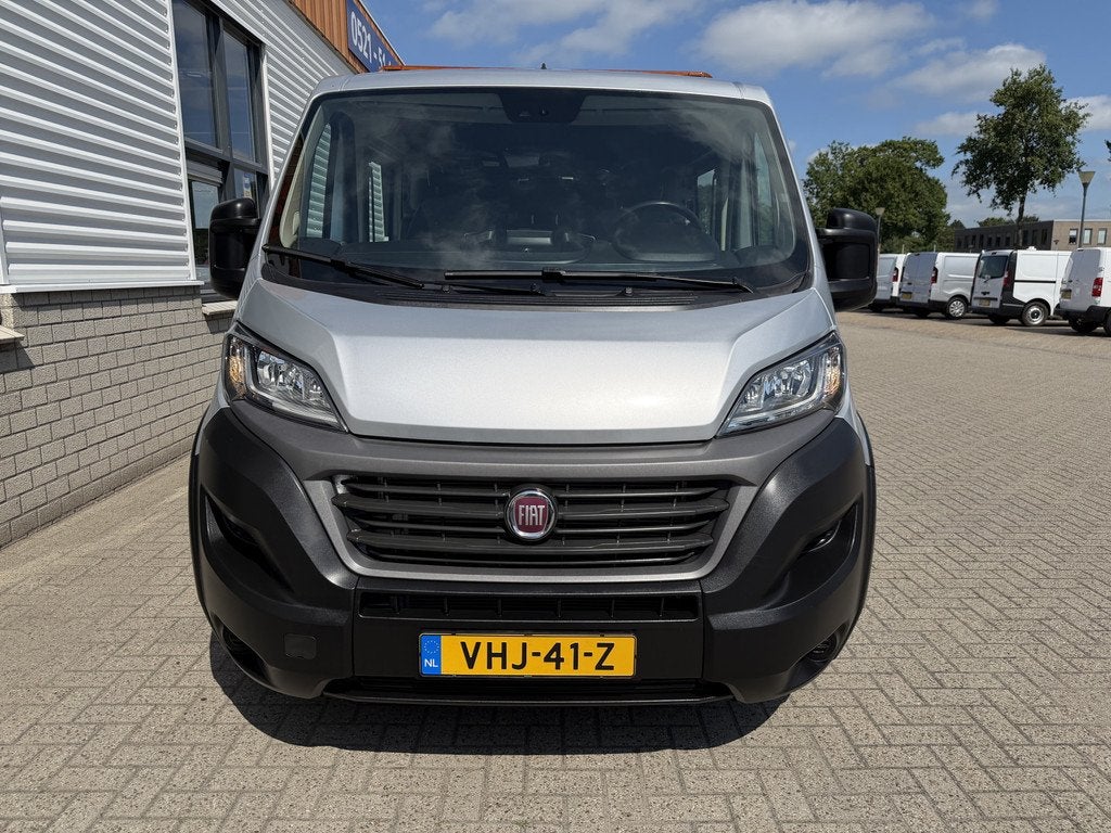 Fiat Ducato Maxi 35H 2.3 MultiJet L2H1 DC 5 persoons / trekh, Auto's, Bestelauto's, Voorwielaandrijving, 15 km/l, Gebruikt, Met garantie (alle)
