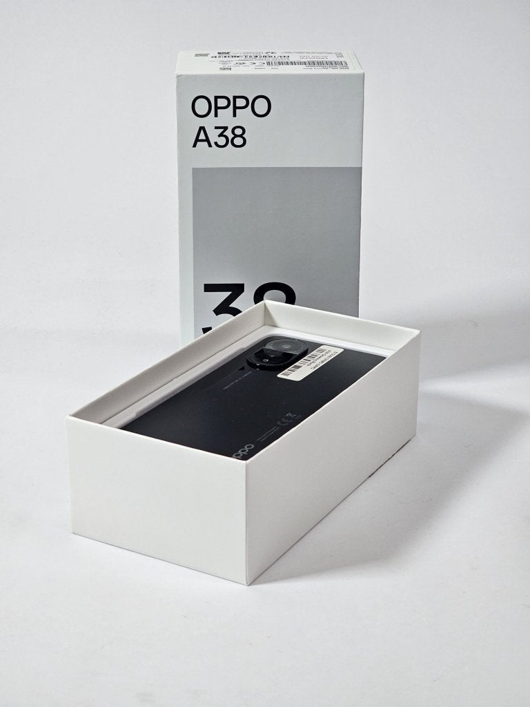 OPPO - A38 - 128GB - Zwart | Tweedehands, Telecommunicatie, Mobiele telefoons | Overige merken, OPPO, Press@oppo.com, Weena 505, 3013AL Rotterdam, Nederland