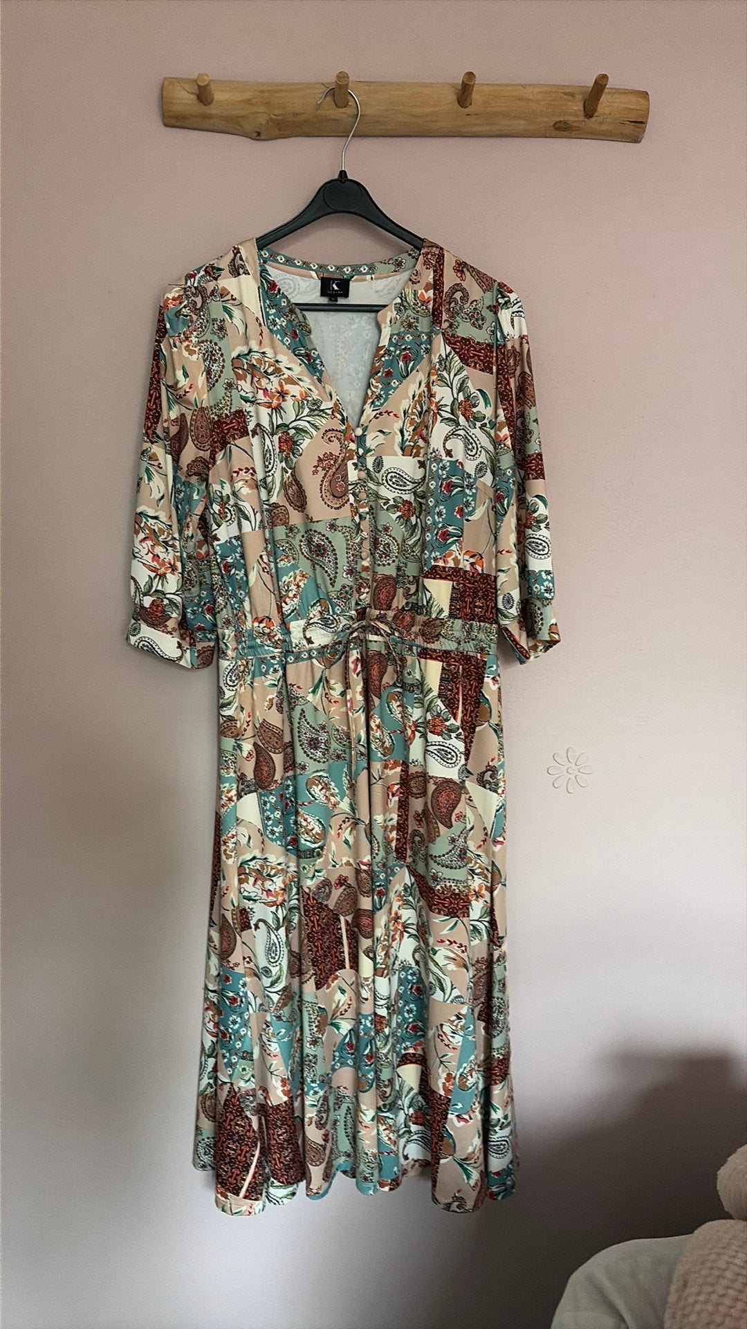 K Design jurk maat L, Kleding | Dames, Ophalen of Verzenden, Zo goed als nieuw, Maat 42/44 (L), Overige kleuren