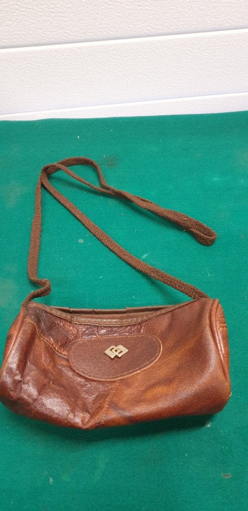 schoudertas bruin klein rond vintage, Ophalen of Verzenden, 'T Olde Gre-j, Info@toldegrej.nl, Endepoelstraat 20f Didam