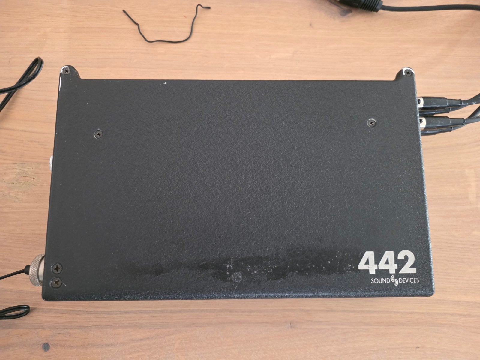 Sound Devices 442 Field Mixer met Adapter en Direct-out XLR, Ophalen of Verzenden, Gebruikt, Minder dan 5 kanalen, Microfooningang