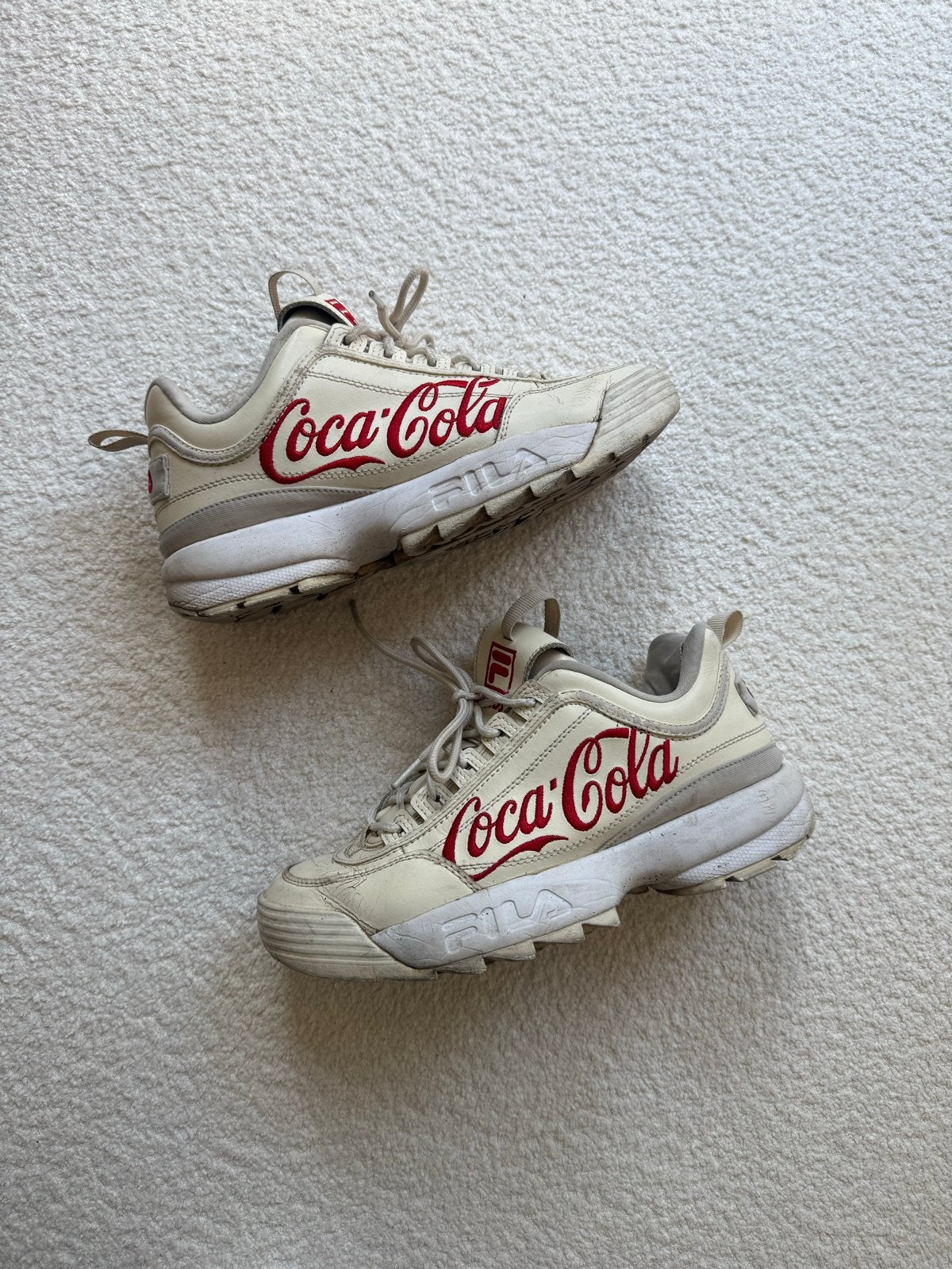 Fila x Coca Cola sneakers - Collectors item - Maat 38,5, Ophalen of Verzenden, Gedragen, Wit, Sneakers of Gympen