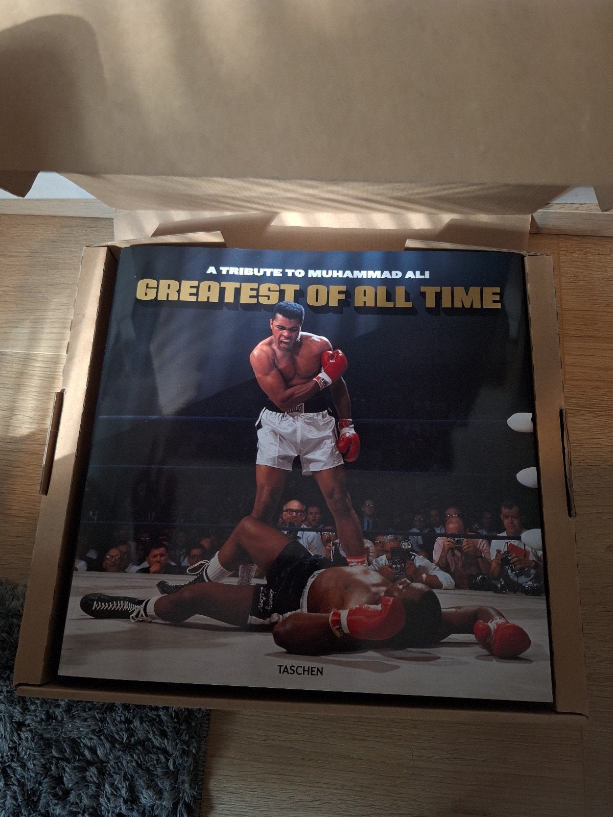 A tribute to Muhammad Ali, the greatest of all time., Ophalen of Verzenden, Zo goed als nieuw, Benedikt taschen, Vechtsport