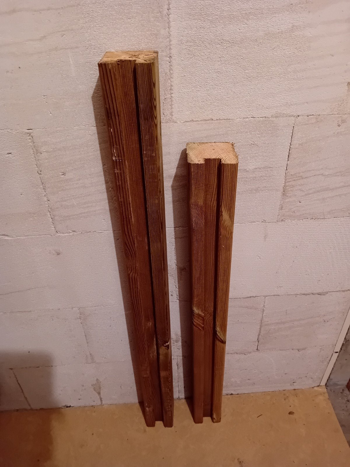restanten tuinpalen met een gleuf., Tuin en Terras, Ophalen, Minder dan 180 cm, Palen