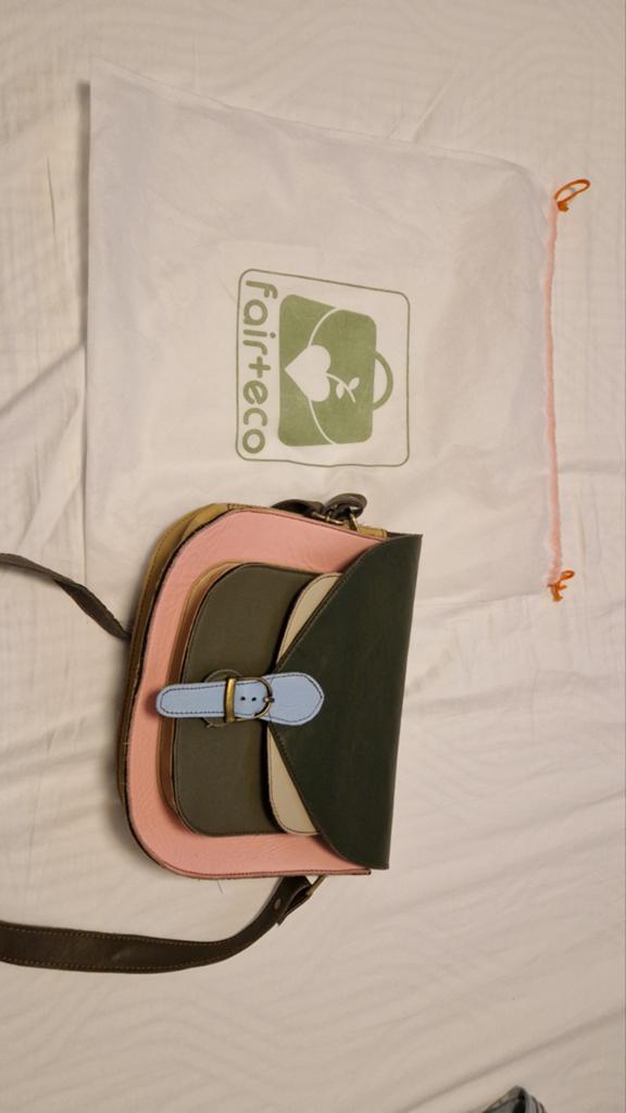 Unieke Handgemaakte Multicolor Leren Crossbody Tas, Ophalen of Verzenden, Zo goed als nieuw, Bruin, Schoudertasje